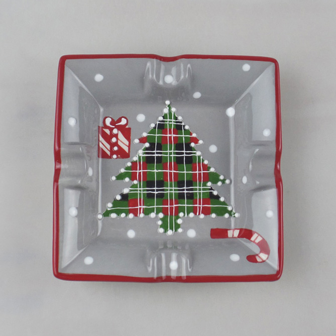 Wholesale Christmas Tree Ceramic Ashtray Factory Supplier