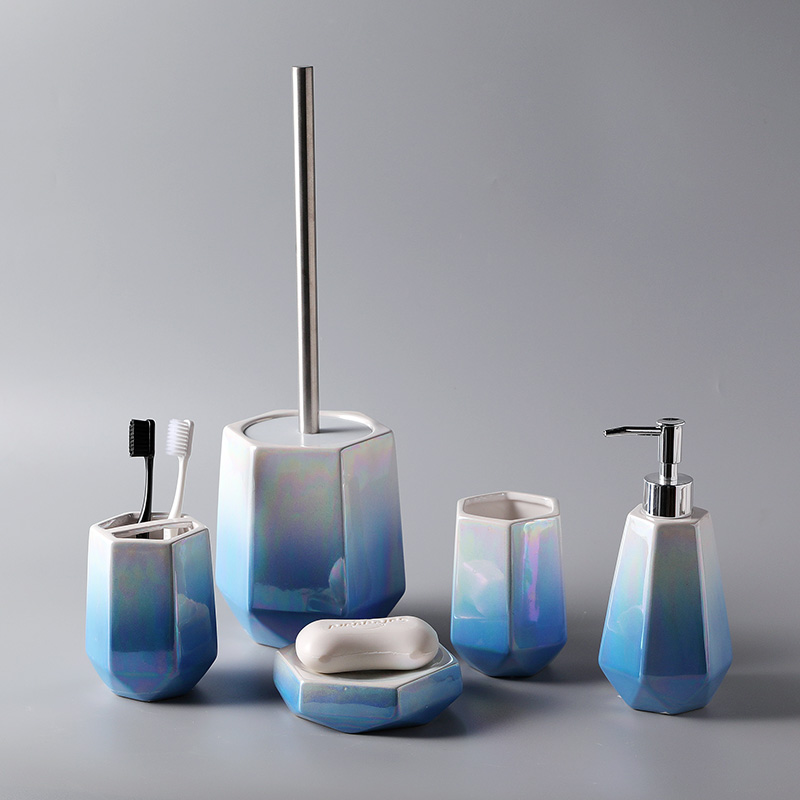 Wholesale Ceramic Bathroom Accessories Set 5 Pearl Electroplating