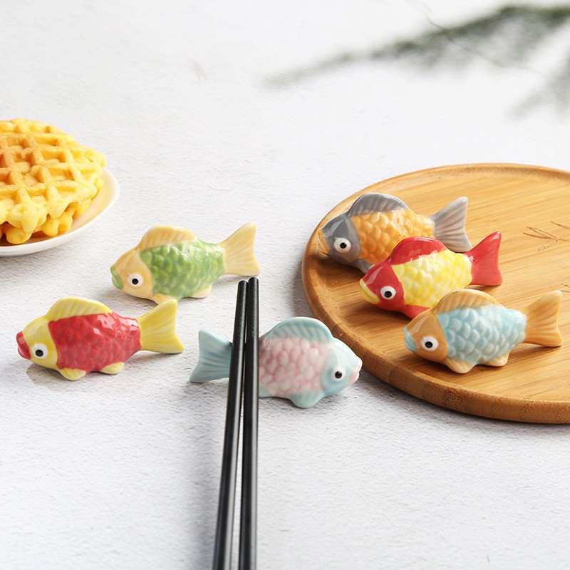 Wholesale Ceramic Goldfish Chopstick Holder Hand Paint